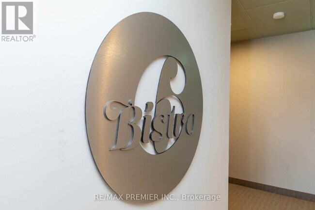 Building Photo - 5 Chef Ln