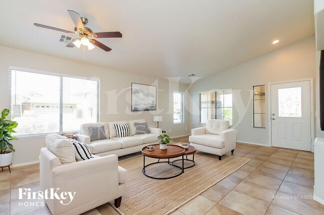 Foto del edificio - 2647 W Canyon Way