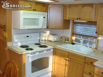 Building Photo - 720 Monmouth Rd