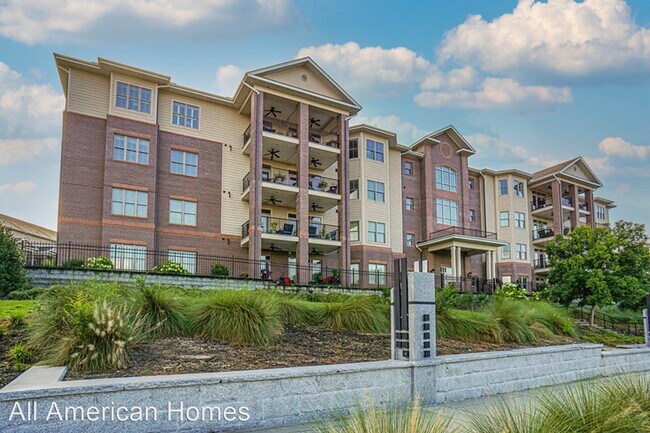 Foto del edificio - 3 br, 2.5 bath House - 220 HUGH SHELTON LO...