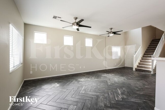Building Photo - 3757 E Carisbrook Dr