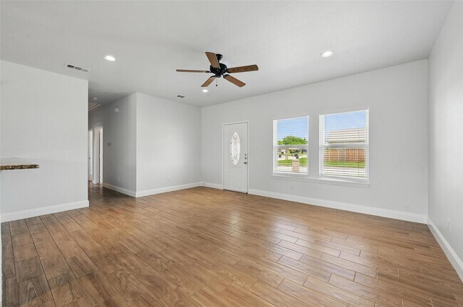 Foto del edificio - 4909 Jefferson St