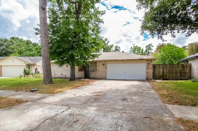 Foto del edificio - 7022 Fox Knoll Ln