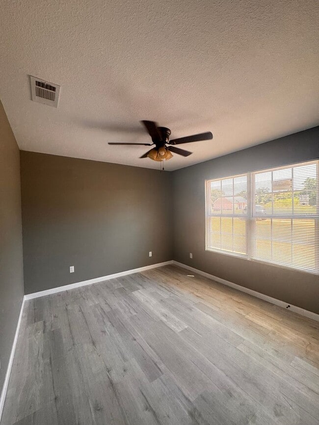 Building Photo - 118 Annie Mae Dr