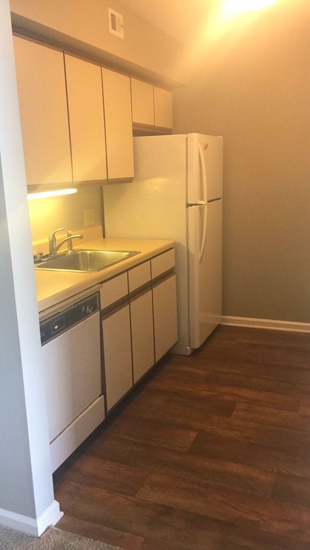 Foto del edificio - Great Two Bedroom Condo Available - 1010-5 Blueridge Dr.