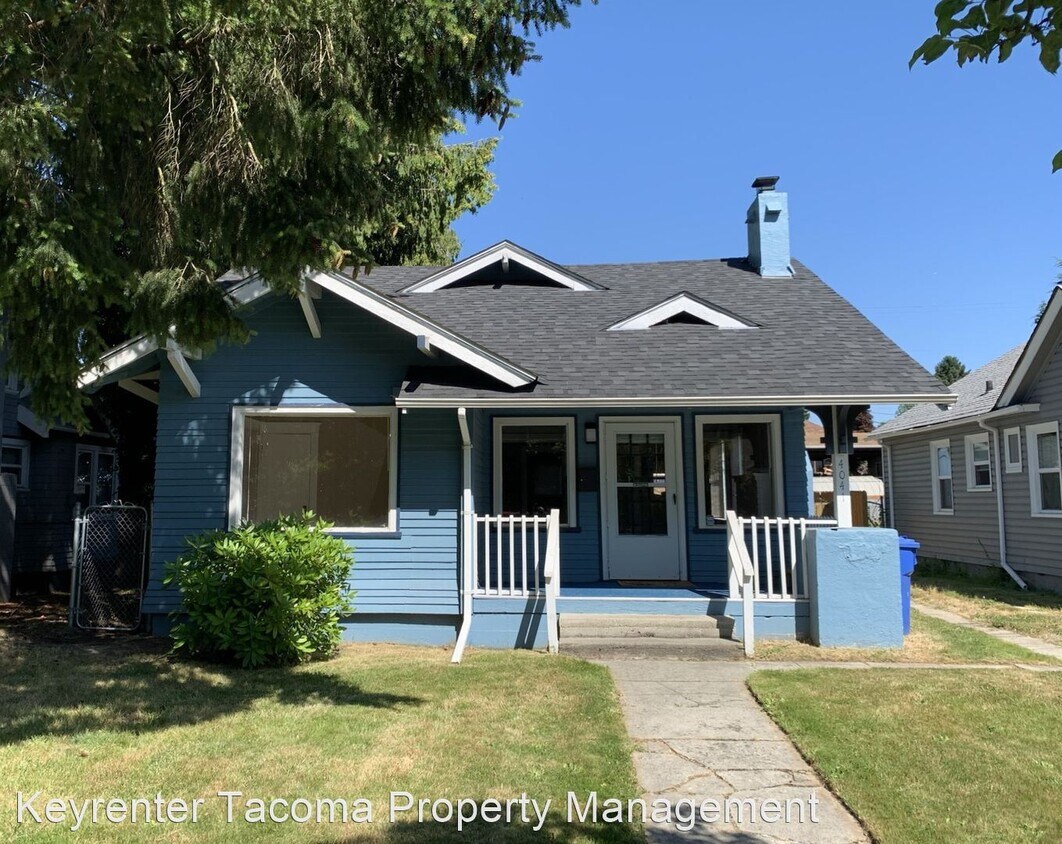 3 br, 1.5 bath House 4041 S G St House Rental in WA