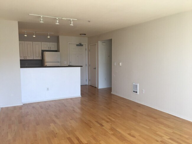 Living Room /Dining room Combo - 8300 Oceanview Ter