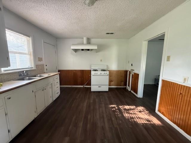 Foto del edificio - 1557 Sycamore St