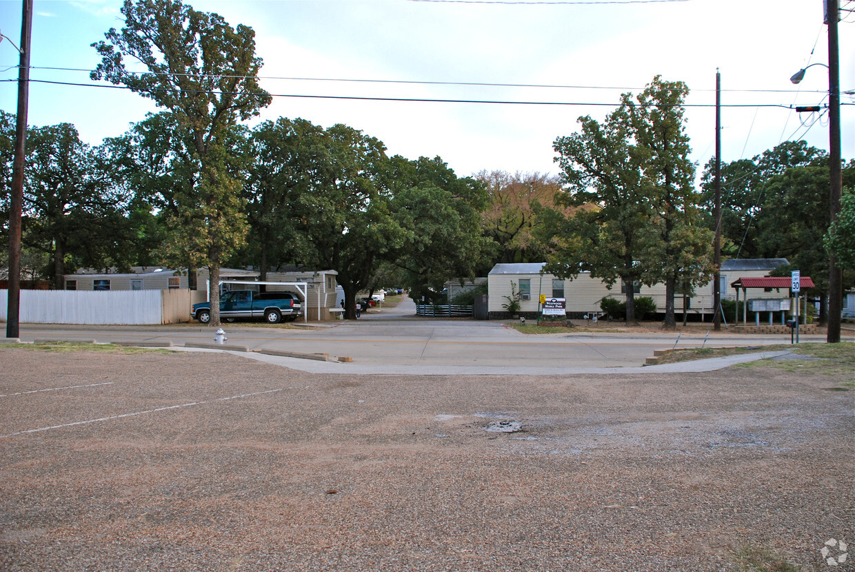 Foto del edificio - Westwood Mobile Home Park