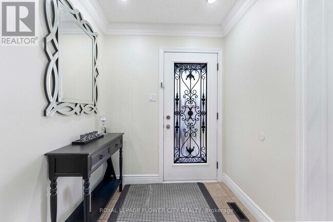 Building Photo - 124 Candy Crescent