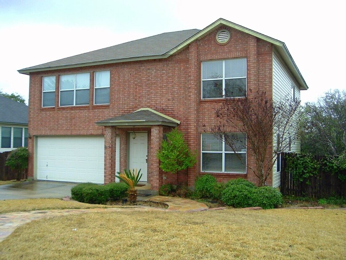 Foto principal - 3 br, 2.5 bath House - 8615 Cross Spring