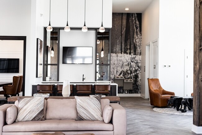 Building Photo - Tessa Barrow Crossing Townhomes