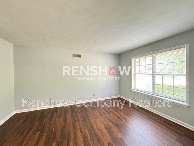Building Photo - 3597 Bellwood Dr