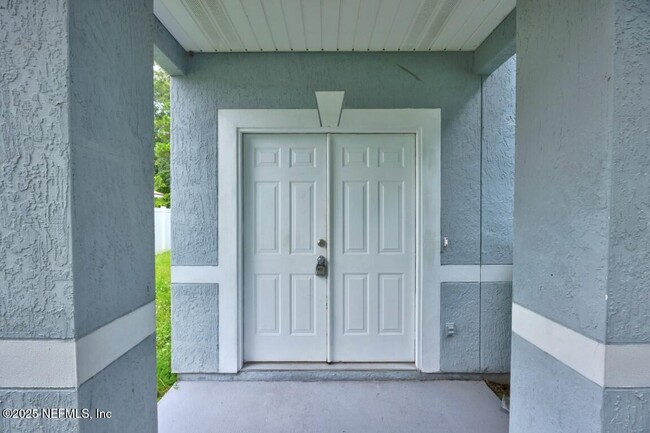 Building Photo - 14014 Summer Breeze Dr