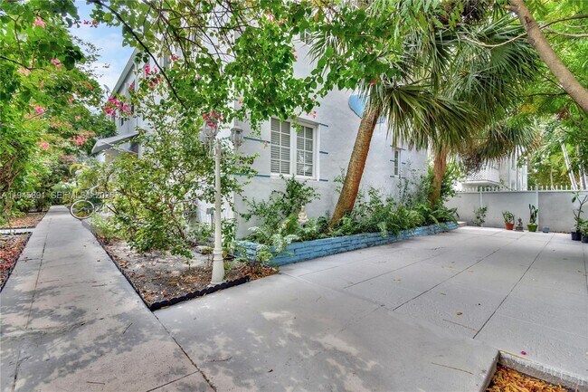 Foto del edificio - 1619 Meridian Ave