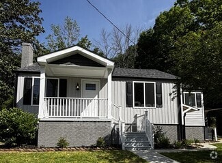 Building Photo - 634 McKee St