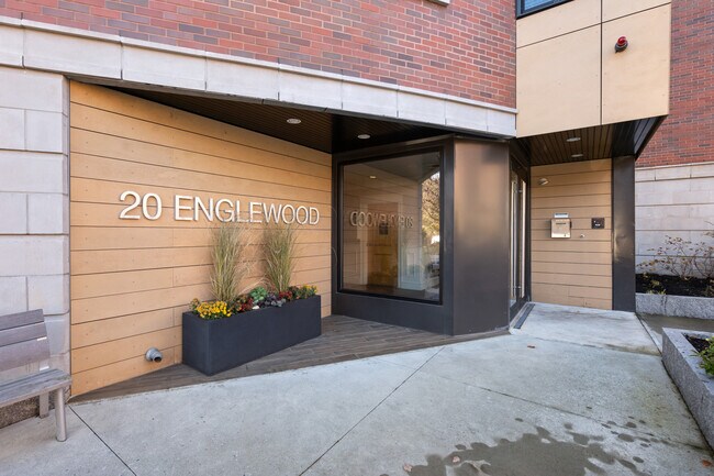 Building Photo - 19 Englewood Ave