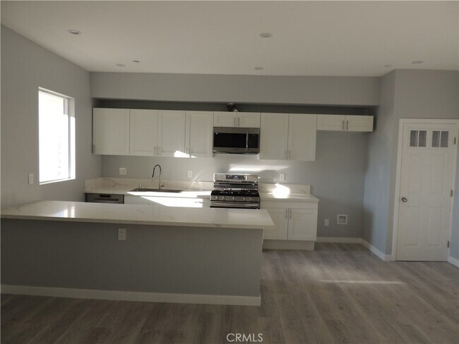 Foto del edificio - 22735 Del Valle St