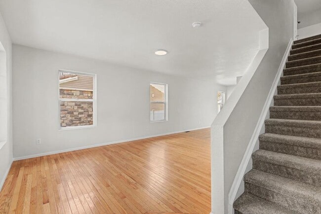 Foto del edificio - 3907 Heatherwood Cir