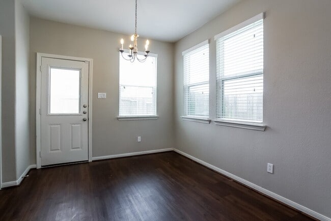 Building Photo - 21815 Octavia Way