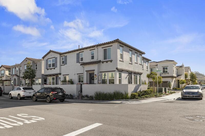 Primary Photo - 4158 Madera Ln