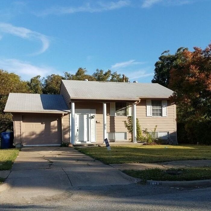 1013 Montclair Dr, Garland, TX 75040 House for Rent in Garland, TX