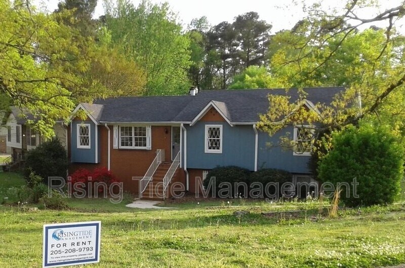 Primary Photo - 1001 Christopher Dr