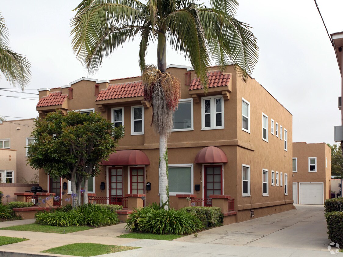 Foto principal - 3929-3935 E 3rd St
