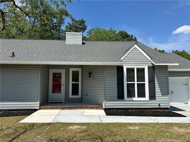 Foto del edificio - 6913 Timbercroft Ln