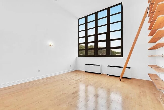 Building Photo - 19-19 24th Ave