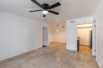 2BR,2BA-838SF-Living Room - Cityscape Apartments