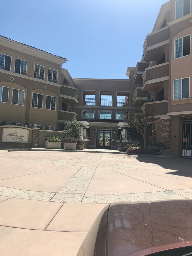 2750 Artesia Blvd Unit 125, Redondo Beach, CA 90278 Condo for Rent in