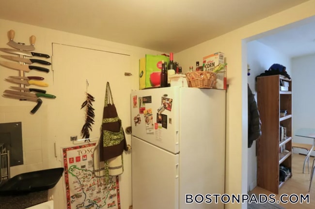 Foto del edificio - 524 Putnam Ave