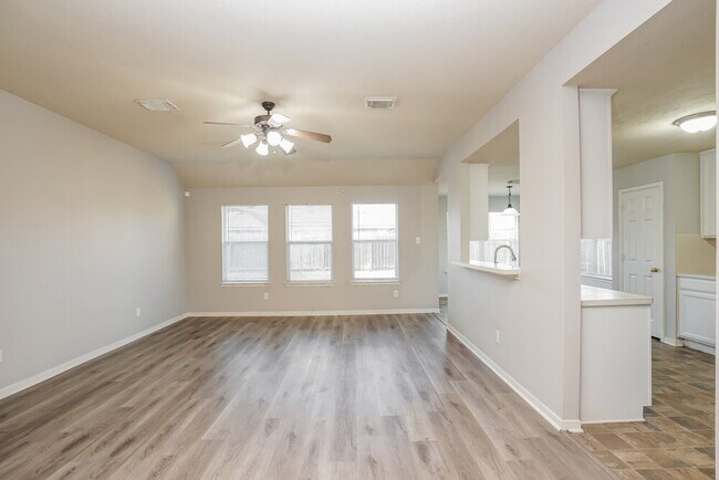 Foto del edificio - 923 Chad Ln