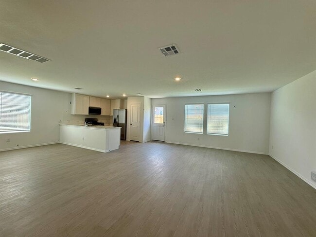 Building Photo - 168 Zircon Ln
