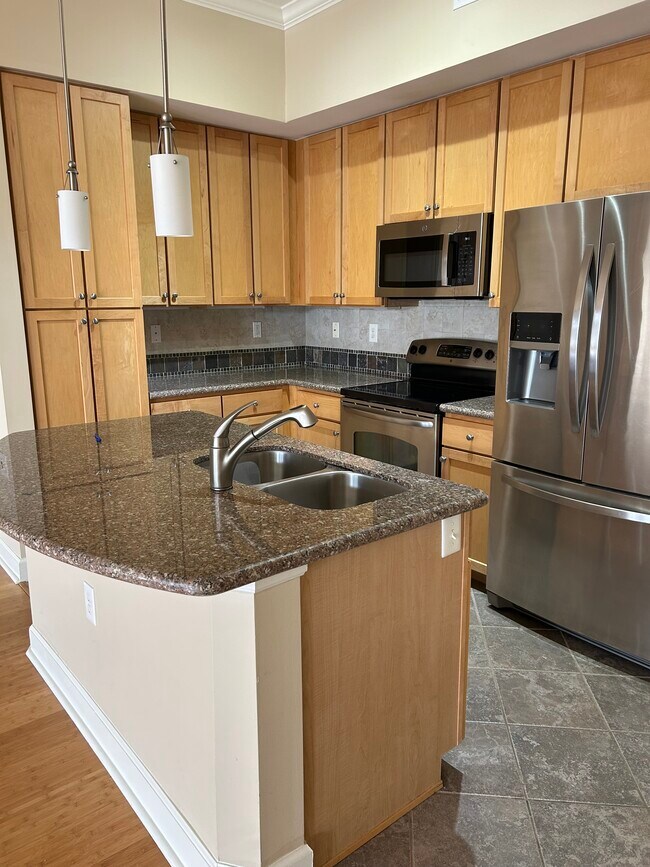 Foto del edificio - 8700 Front Beach Rd