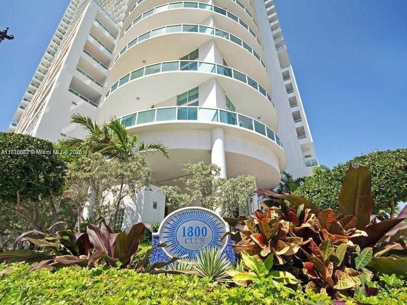 Primary Photo - 1800 N Bayshore Dr