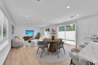 Building Photo - 8720 Silver Way