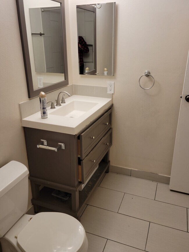 Photo - 14120 NE 7th Pl Apartment