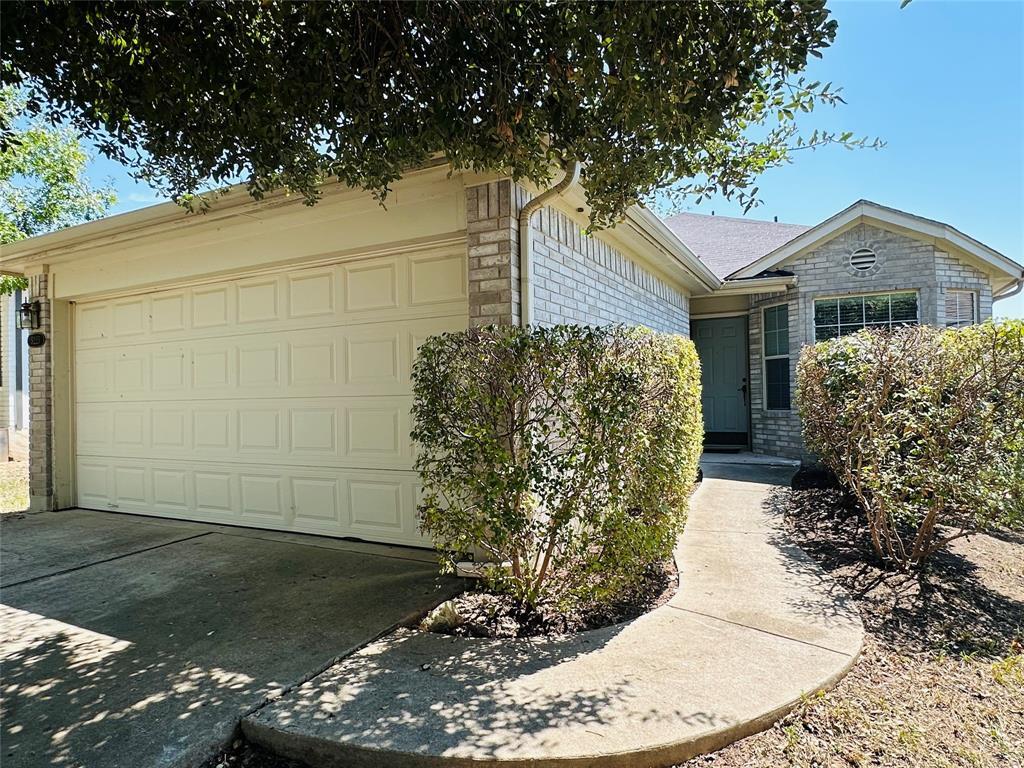Foto principal - 5225 Tower Trail