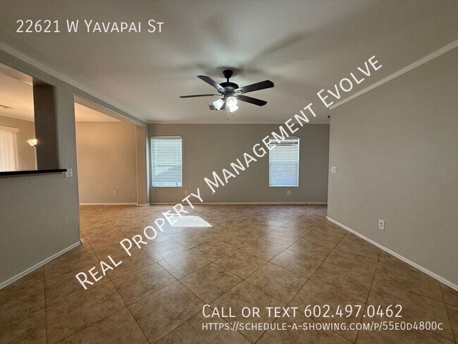 Foto del edificio - 22621 W Yavapai St