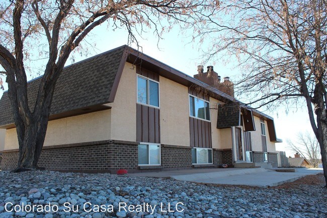 Foto del edificio - 4995 Picturesque Cir