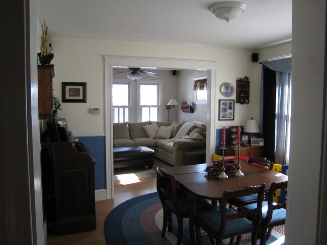 Dining Room/Living Room - 76 Cresthill Rd