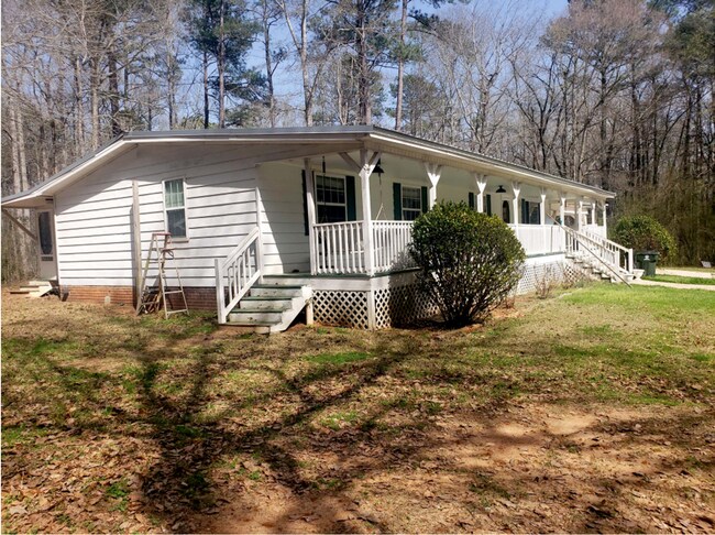 Building Photo - 2934 Crest Hwy: Private, 3BD, 2BA Ranch wi...