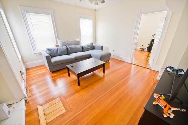 Foto del edificio - 8 Draper St