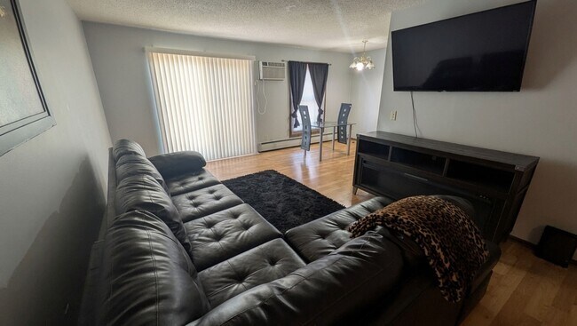 Foto del edificio - 747 11th Ave S