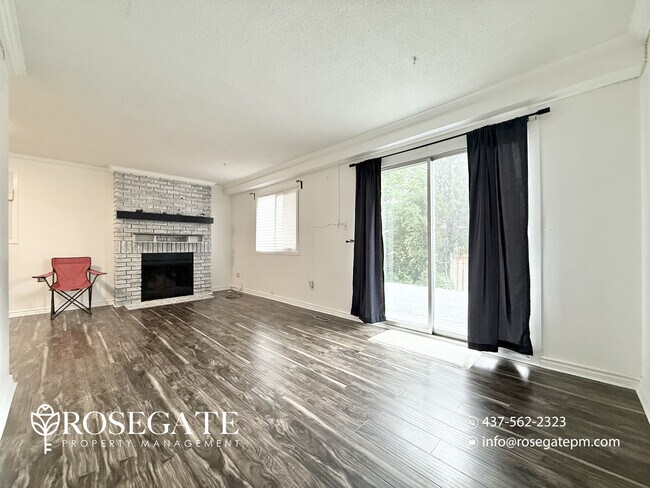 Photo du bâtiment - Pet-Friendly 2-Bedroom Semi-Detached Home with All Utilities Included – Scarborough