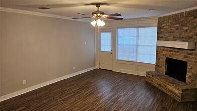 Building Photo - 2827 Thorne Creek Ln