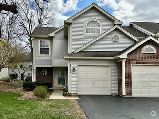 Building Photo - 801 N Shady Oaks Dr