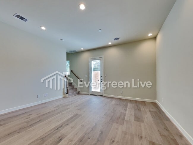 Building Photo - 5718 Paul Quinn St